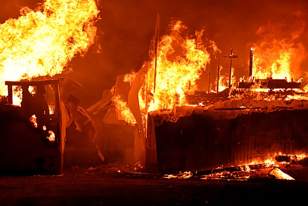 Incendie Wikcham @Crédit photo Eric Beaupré Vingt55 Tous droits réservés-009