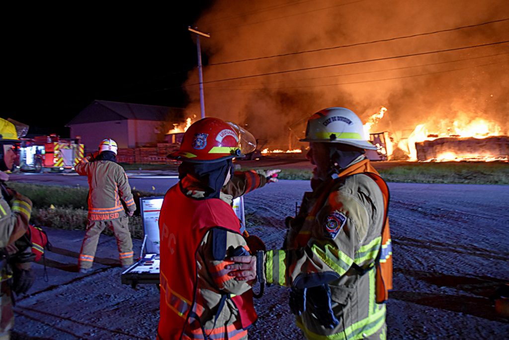 Incendie Wikcham @Crédit photo Eric Beaupré Vingt55 Tous droits réservés-014