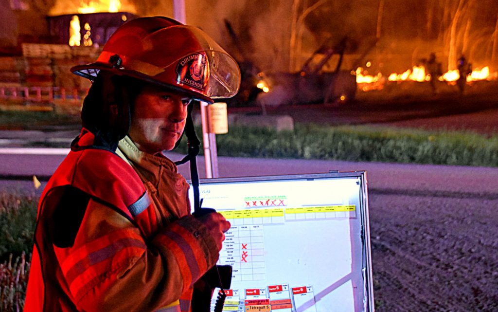 Incendie Wikcham @Crédit photo Eric Beaupré Vingt55 Tous droits réservés-017