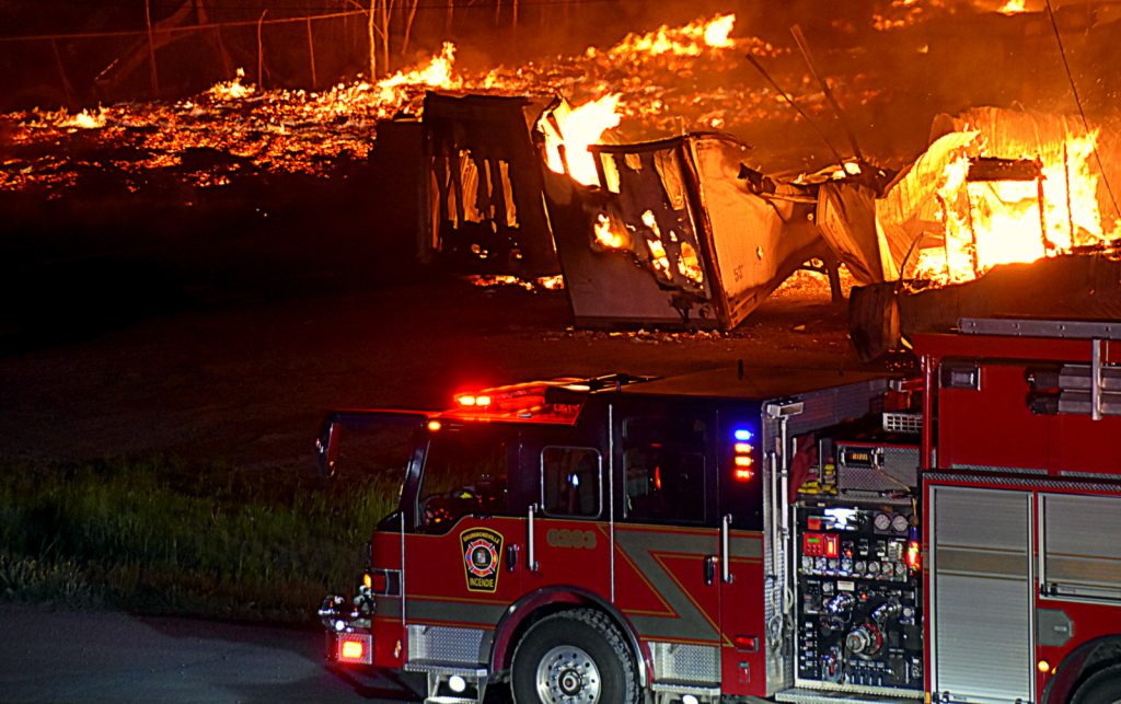 Incendie Wikcham @Crédit photo Eric Beaupré Vingt55 Tous droits réservés-020