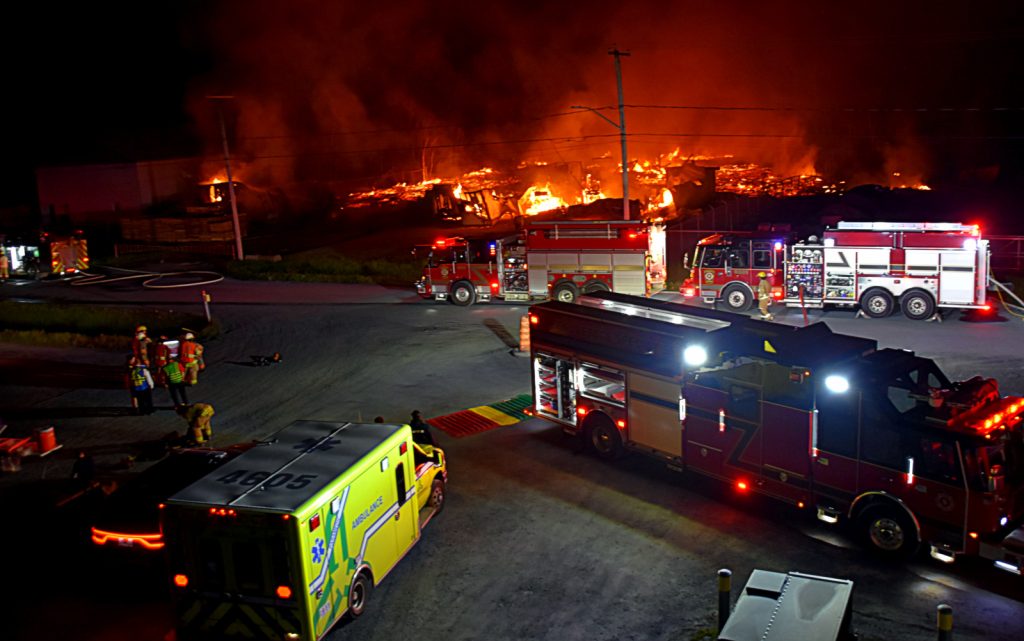 Incendie Wikcham @Crédit photo Eric Beaupré Vingt55 Tous droits réservés-021