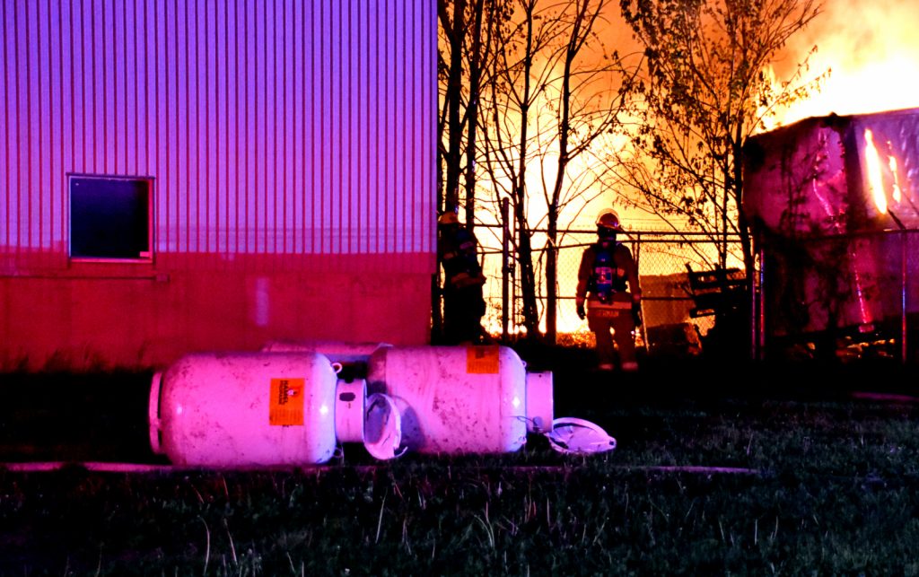 Incendie Wikcham @Crédit photo Eric Beaupré Vingt55 Tous droits réservés-028