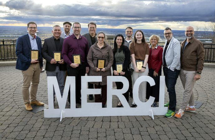 Gala M-E.R.C.I : Victoriaville souligne l’engagement du personnel municipal