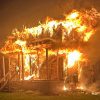 Incendie majeur : un couple voit sa maison détruite par un violent incendie