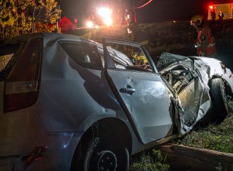 Violente embardée et sortie de route sur la route 139 : un conducteur arrêté pour capacités affaiblies