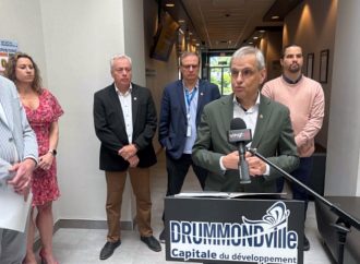 Procès N&N Remorques : le maire Jean-François Houle défend la position de la Ville et rejette les allégations de favoritisme