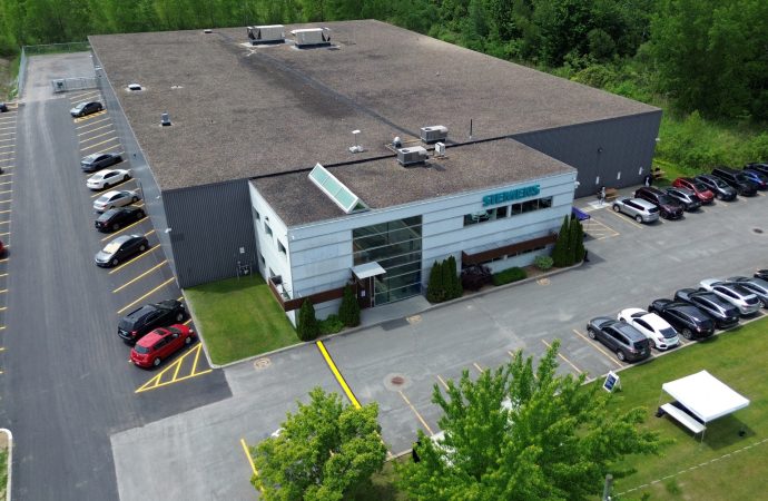 Siemens Canada investit 14 M$ à Drummondville et agrandit son usine