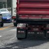 Un déversement d’asphalte ralentit la circulation sur le boulevard Lemire