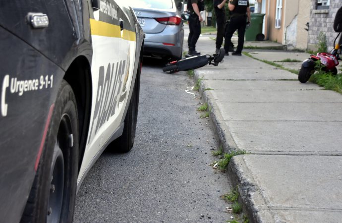Un incident impliquant une trottinette électrique fait un blessé et mène à une enquête de la Sûreté du Québec