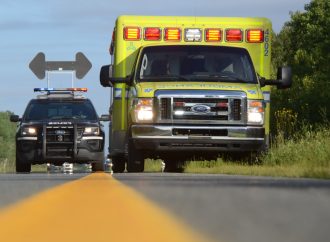 Fatigue au volant  : une conductrice percute violemment l&rsquo;arrière d&rsquo;un camion sur l&rsquo;autoroute
