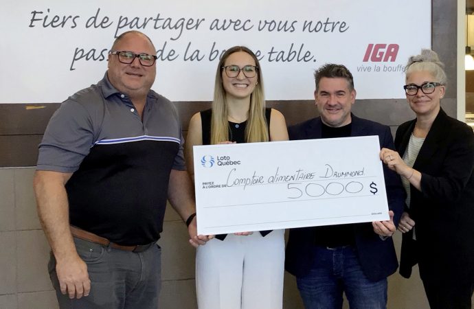 Initiative Détaillants Loto-Québec : IGA extra remet 5 000 $ au Comptoir alimentaire Drummond