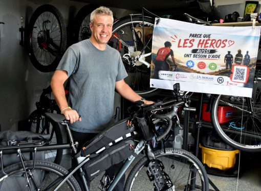 « Derrière l’uniforme, il y a l’humain » : Frédéric Parent pédalera 1 000 km pour La Vigile et ceux et celles qui prennent soin des autres