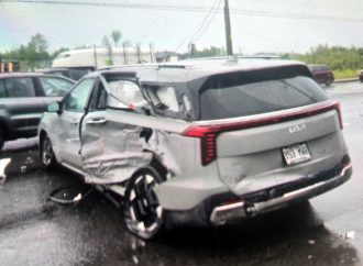 Violente collision près du nouveau Super C : des citoyens réclament demandent des correctifs