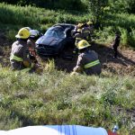 La conductrice a perdu la maîtrise de sa voiture sport avant d'effectuer plusieurs tonneaux @ Crédit photo Éric Beaupré Vingt55. Tous droits réservés (10)