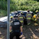 La conductrice a perdu la maîtrise de sa voiture sport avant d'effectuer plusieurs tonneaux @ Crédit photo Éric Beaupré Vingt55. Tous droits réservés (3)