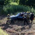 La conductrice a perdu la maîtrise de sa voiture sport avant d'effectuer plusieurs tonneaux @ Crédit photo Éric Beaupré Vingt55. Tous droits réservés (4)