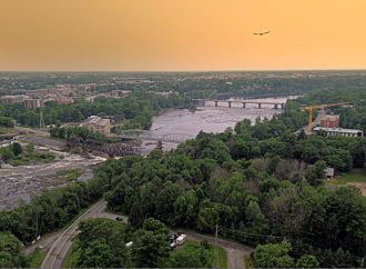 Ciel orangé et soleil voilé au Centre-du-Québec : la SOPFEU fait la lumière sur le phénomène