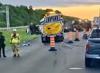 Violente collision sur l’autoroute 20 : un camion atténuateur d’impact percuté par un camion-citerne