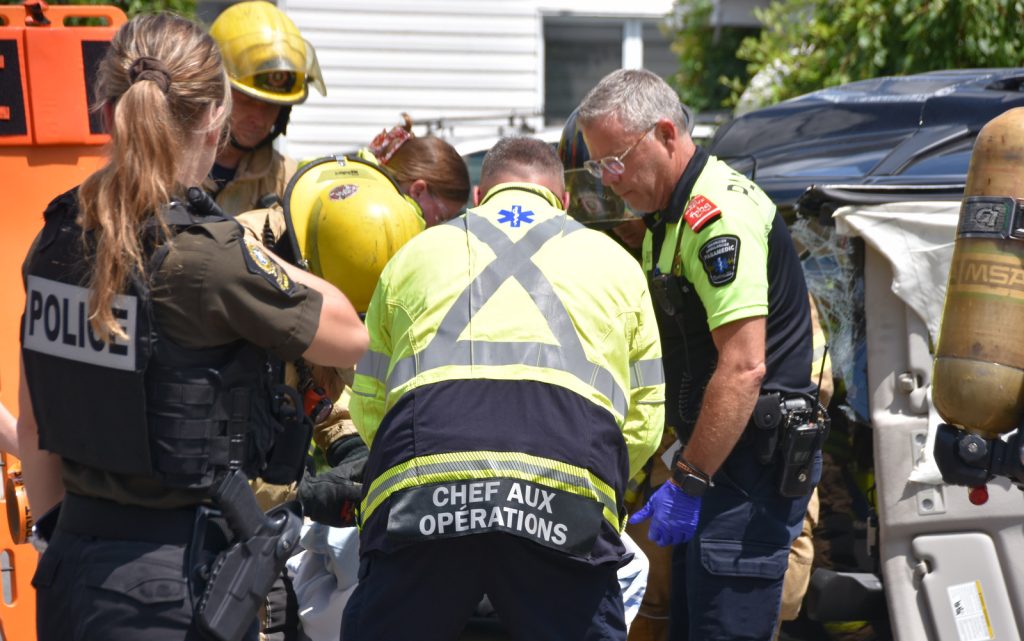 auto accident @photo Eric Beaupr Vingt55 tous drtois reservés (2)