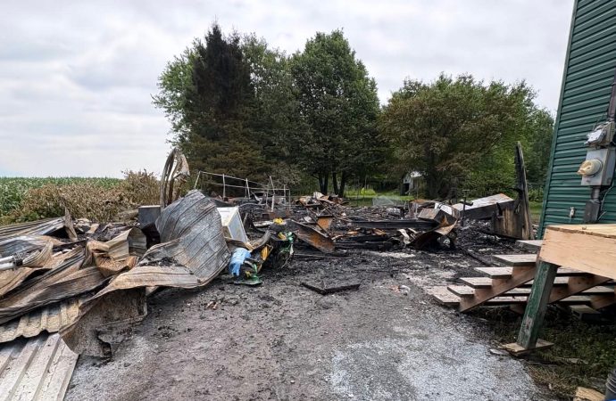 Incendie à Saint-Bonaventure : l’intervention efficace des pompiers permet de sauver une résidence familiale des flammes