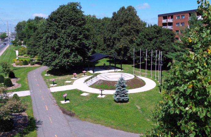 Une cérémonie et une inauguration historiques pour honorer les anciens combattants de Drummondville