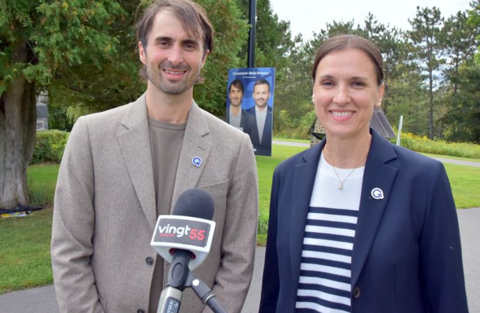 Campagne électorale : les deux candidats péquistes Charles Page et Natalie Bisaillon veulent miser sur le terrain et l’écoute