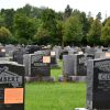 Des avis sur des dizaines de pierres tombales attirent l’attention des familles à Drummondville