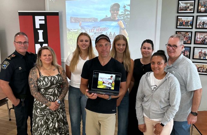 Mission accomplie : Frédéric Parent complète son périple de plus de 1 000 km à vélo pour La Vigile