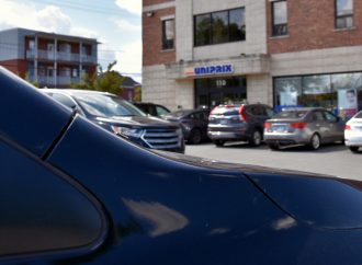 Vol qualifié dans une pharmacie : un homme en situation d’itinérance arrêté et gardé détenu