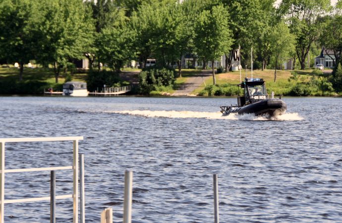 Sécurité nautique : Plus de 600 embarcations vérifiées lors d’une vaste opération de sécurité et prévention