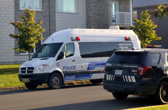 Montréal va de l’avant avec les caméras corporelles : la FPMQ souhaite un déploiement partout au Québec