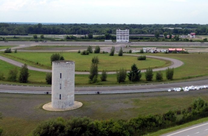Accidents mortels et fermeture de Sanair : la communauté automobile se mobilise pour préserver le circuit