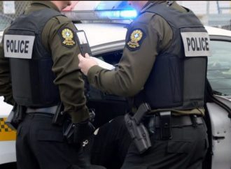 Vol de véhicule : un suspect arrêté après une courte poursuite policière à Drummondville