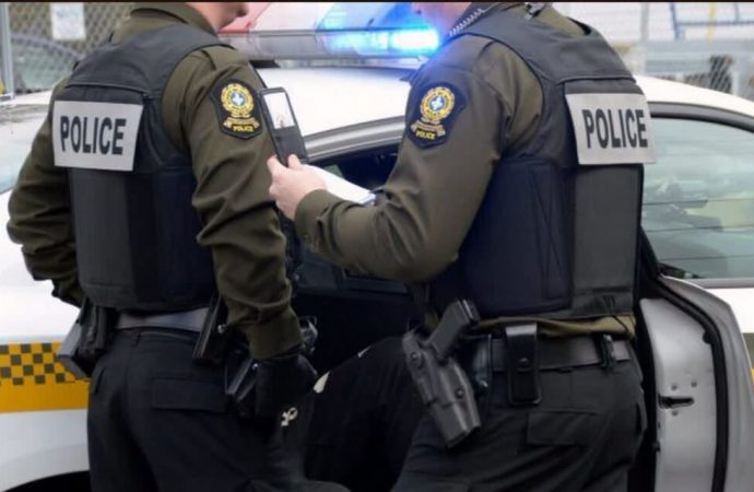 Vol de véhicule : un suspect arrêté après une courte poursuite policière à Drummondville