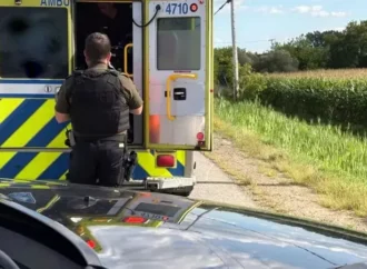 Un motocycliste de 19 ans dans un état critique après une collision à Danville