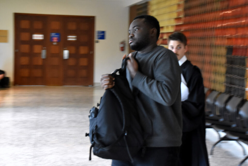 Nardos Sedjro Monel Houehou a reconnu sa culpabilité à deux chefs d’accusation @ Crédit photo Eric Beaupré Vingt55 Tous droits réservés (1)