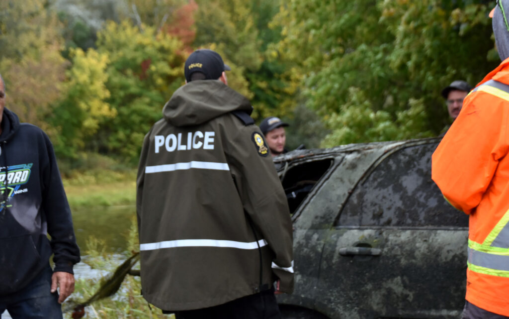 Remorque voiture Photo Eric Beaupré Vingt55 Tous droits réservés-005