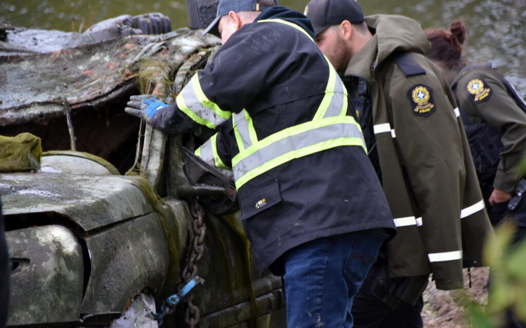 Remorque voiture Photo Eric Beaupré Vingt55 Tous droits réservés-011