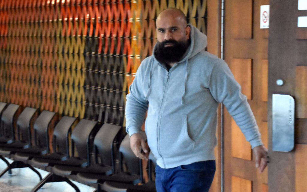 Abd Alabdullah, fait face à la justice au palais de justice de Drummondville @ Crédit photo Eric Beaupré Vingt55 tous droits réservés (5)