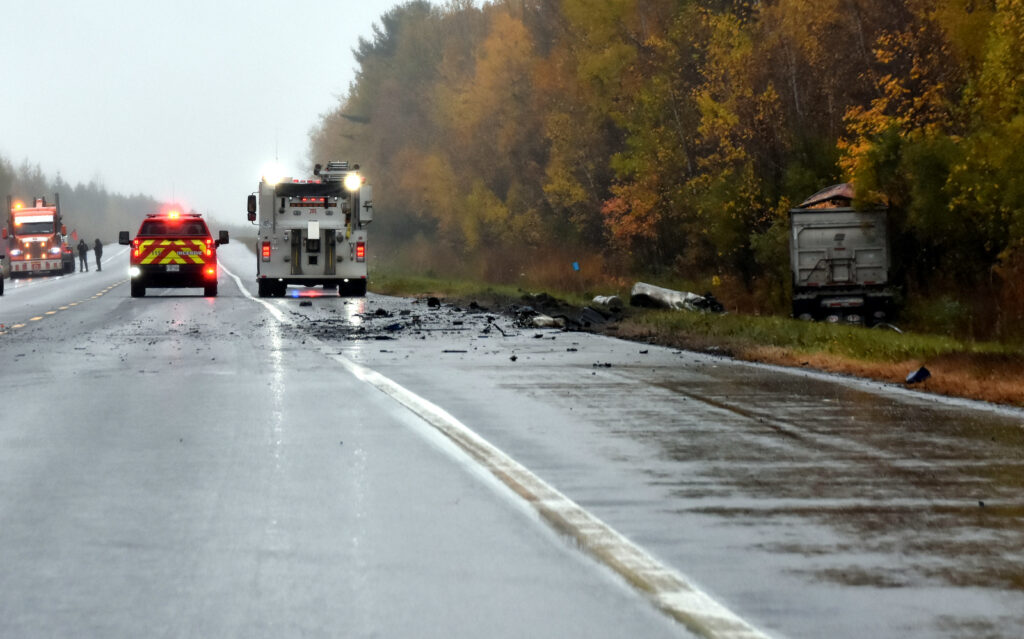 Accident Saint Valere route 955 Photo Eric Beaupré Vingt55 tous droits réservés (4)