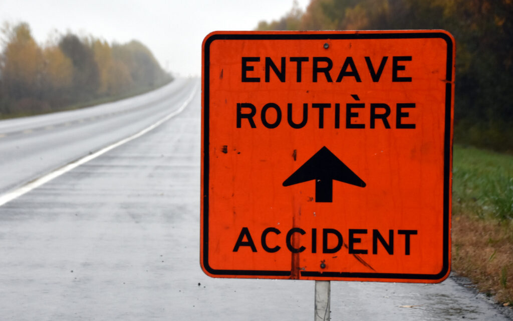 Accident Saint Valere route 955 Photo Eric Beaupré Vingt55 tous droits réservés (5)