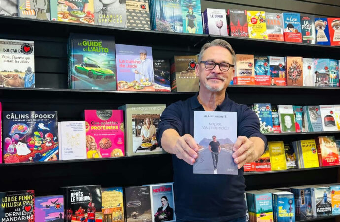 De L’Avenir au sommet des palmarès : Alain Labonté grimpe dans les classements littéraires avec Mourir, pointé du doigt