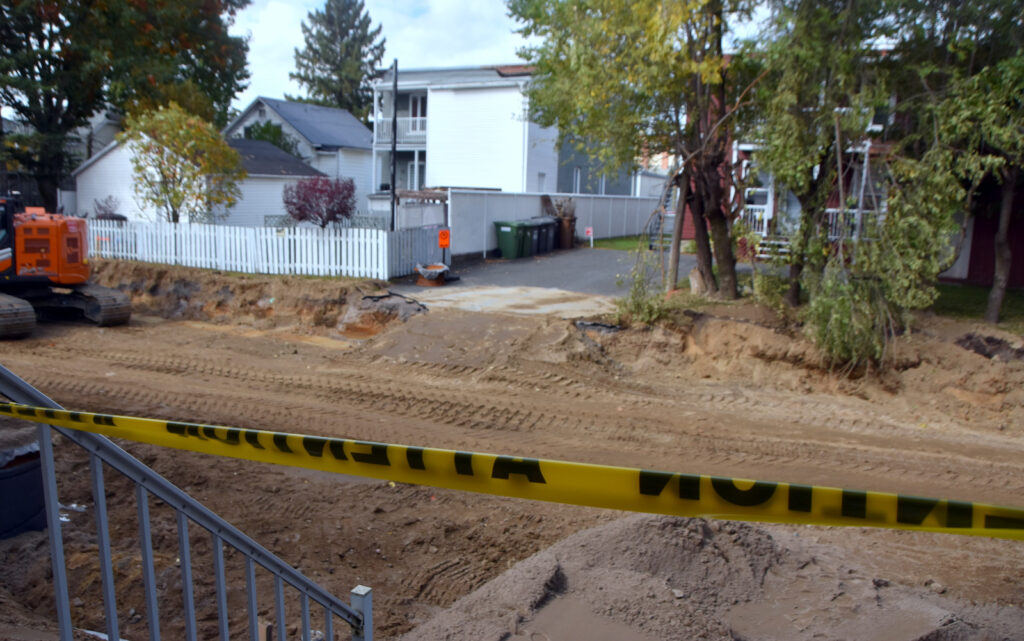 Chantier ruue Poirier Photo Eric Beaupré Vingt55 tous droits réservés (10)