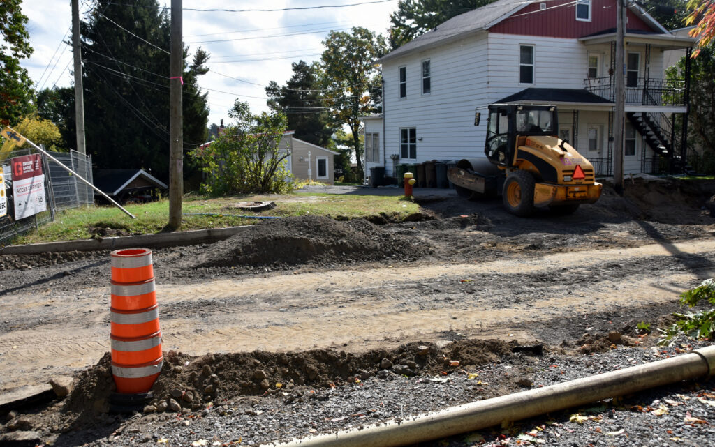 Chantier ruue Poirier Photo Eric Beaupré Vingt55 tous droits réservés (20)