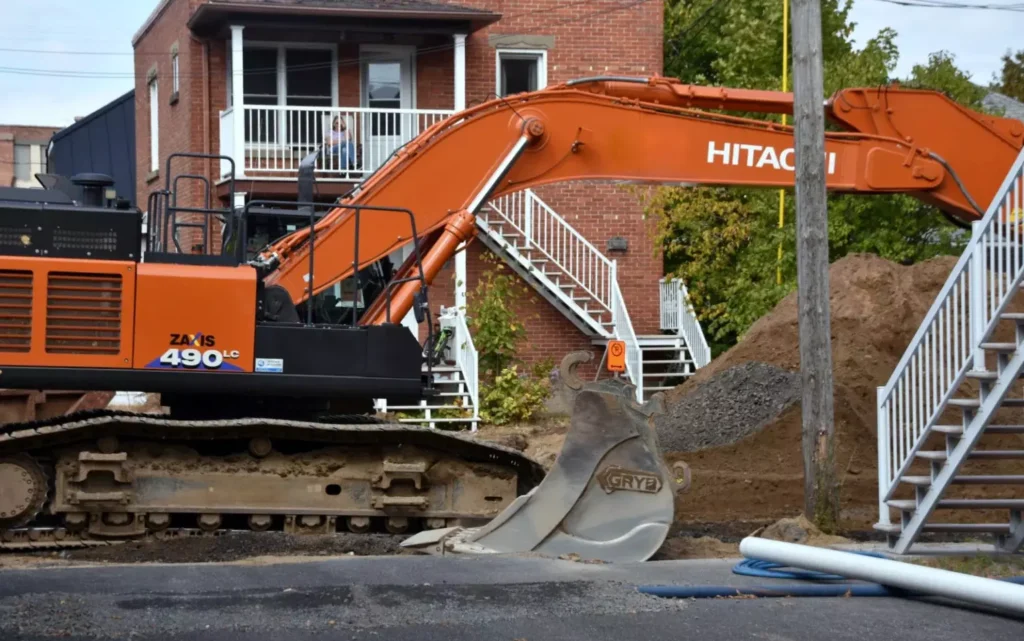 Chantier-ruue-Poirier-Photo-Eric-Beaupre-Vingt55-tous-droits-reserves-8-1536x961