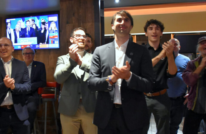 Élections provinciales 2026 : Charles Page (PQ) élu dans Drummond-Bois-Francs au terme d’une soirée riche en suspense