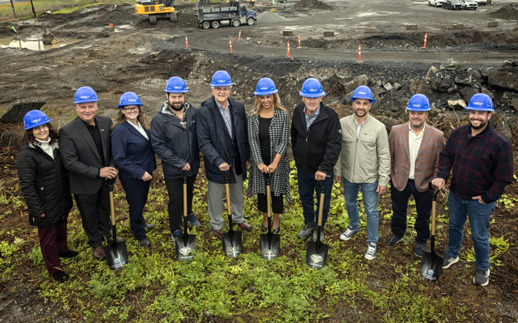La pelletée de terre officielle de La Chanvrière CaRay Martine Beaulieu Sainte-Hyacinthe Technopole (1)