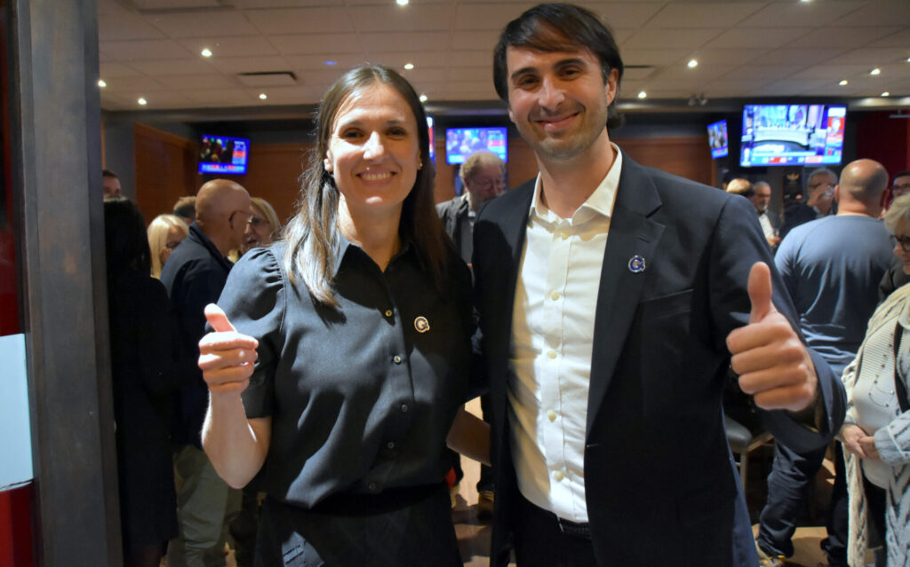 Natalie Bisaillon, dans Marie-Lacoste-Gérin-Lajoie, et Charles Page, dans Drummond–Bois-Francs. . Photo Eric Beaupré Vingt55 tous droits réservés