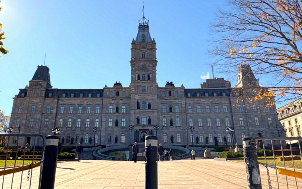 Parlement de Québec Photo Eric Beaupré Vingt55 tous droits réservés